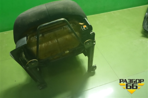 Сиденья передние (3-х дверный кузов) для Ford Fiesta с 2001-2008г (Фиеста 5)