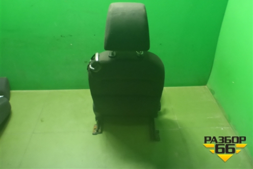 Сиденья передние (3-х дверный кузов) для Ford Fiesta с 2001-2008г (Фиеста 5)