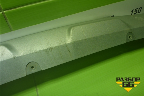 Накладка переднего бампера (620720385R) для Renault Kaptur с 2016г (Каптюр)