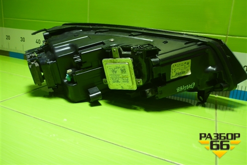 Фара левая (до 2015г ксенон с блоком и лампой) (7P1941033) для Volkswagen Touareg с 2010-2018г (Туарег)