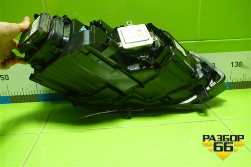 Фара левая (до 2015г ксенон с блоком и лампой) (7P1941033) для Volkswagen Touareg с 2010-2018г (Туарег)