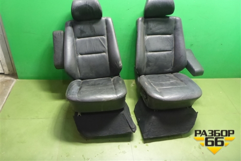 Сиденья комплект (без AIR BAG, подогрев электро регулировка) для Mercedes Benz G-Klass W463 с1989г (Гелендваген)