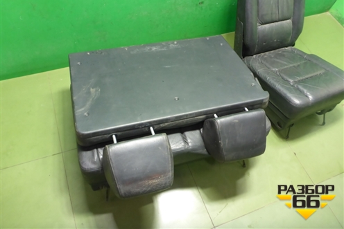 Сиденья комплект (без AIR BAG, подогрев электро регулировка) для Mercedes Benz G-Klass W463 с1989г (Гелендваген)