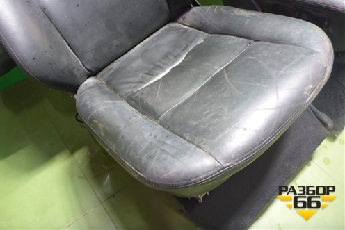 Сиденья комплект (без AIR BAG, подогрев электро регулировка) для Mercedes Benz G-Klass W463 с1989г (Гелендваген)