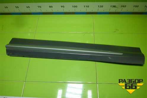 Накладка двери передней правой (83A853960A) для Audi Q3 с 2018-2025г (Ку 3)