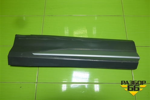 Накладка двери задней правой (83A853970A) для Audi Q3 с 2018-2025г (Ку 3)