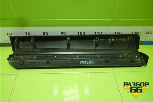 Накладка двери задней правой (7507548140) для Lexus RX 350 c 2015г (РХ)