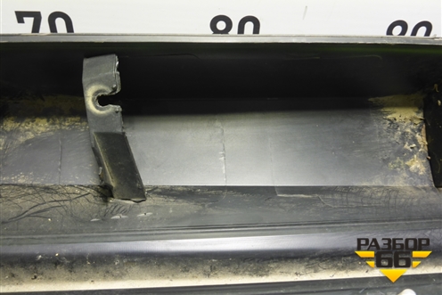 Накладка двери задней правой (7507548140) для Lexus RX 350 c 2015г (РХ)