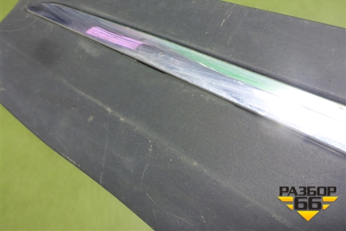 Накладка двери передней левой (A2477279200) для Mercedes Benz GLA-Klass H247 с 2019г (ГЛА)