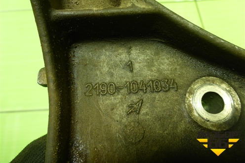 Кронштейн генератора (21901041034) для VAZ Granta/Гранта
