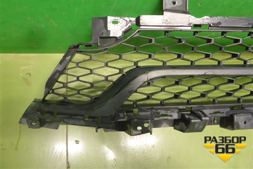 Решетка в передний бампер центральная (после 2021г) (8450090847) для VAZ Largus/Ларгус с 2012-2024г