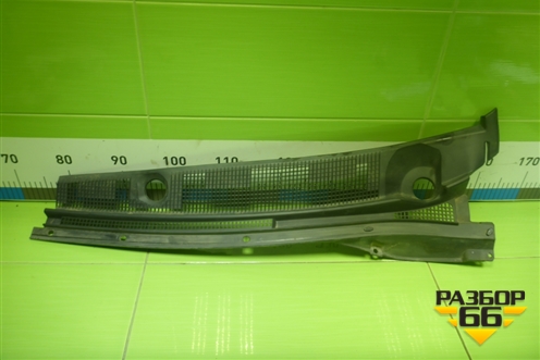 Решетка стеклоочистителей левая (MR533285) для Mitsubishi Lancer-9  с 2003-2008г (Лансер)