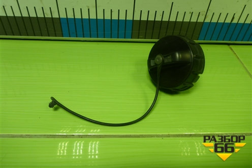 Крышка топливного бака для Mitsubishi Lancer-9  с 2003-2008г (Лансер)