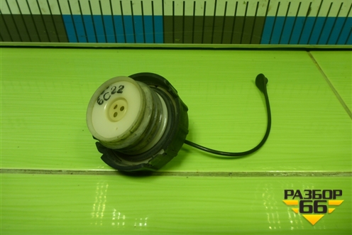 Крышка топливного бака для Mitsubishi Lancer-9  с 2003-2008г (Лансер)