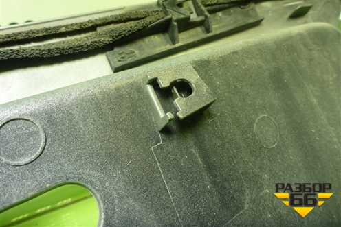 Накладка крышки багажника (MR379016) для Mitsubishi Lancer-9  с 2003-2008г (Лансер)