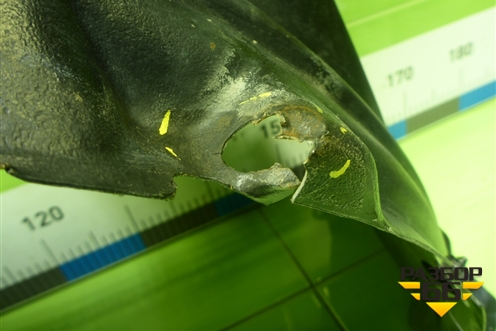 Локер передний правый (MN126808) для Mitsubishi Lancer-9  с 2003-2008г (Лансер)