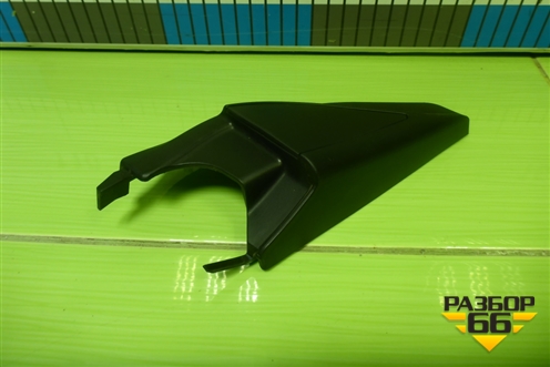 Накладка двери передней правой уголок (MR441632) для Mitsubishi Lancer-9  с 2003-2008г (Лансер)