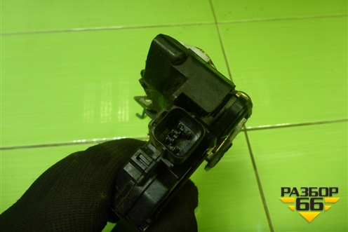 Замок двери передней левой для Mitsubishi Lancer-9  с 2003-2008г (Лансер)