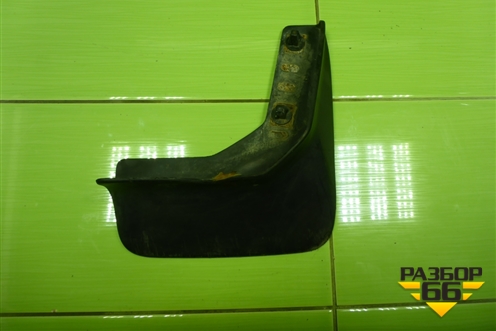 Брызговик задний правый (седан) (MN126480) для Mitsubishi Lancer-9  с 2003-2008г (Лансер)