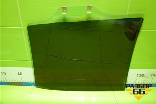 Стекло двери задней правой для Hyundai Aсcent с 2000г (Акцент)