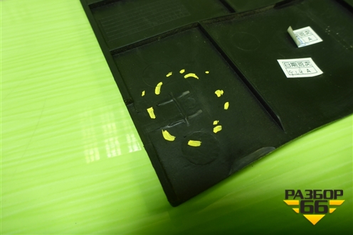 Накладка внутренняя (консоли правая) (A135305980DA) для Chery Bonus(A13) с 2010г (Бонус)