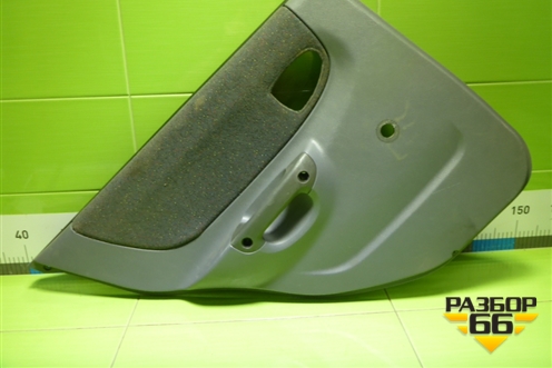 Обшивка двери задней левой под механику для Hyundai Aсcent с 2000г (Акцент)