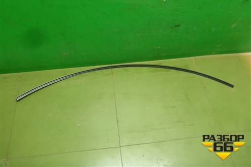 Молдинг лобового стекла нижний (новый) (31371199) для Volvo XC90 с 2015г (ХС90)