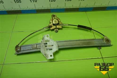 Стеклоподъёмник механический задний левый для Hyundai Aсcent с 2000г (Акцент)