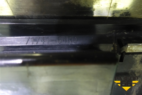 Решетка радиатора (после 2016г) (7174164R0) для Suzuki SX4 с 2013г (СХ4)