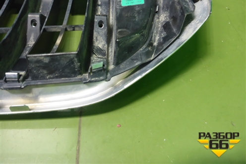 Решетка радиатора (после 2016г) (7174164R0) для Suzuki SX4 с 2013г (СХ4)