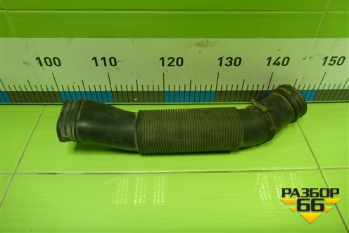 Патрубок воздушного фильтра для Volkswagen Polo (седан) с 2010г (Поло)