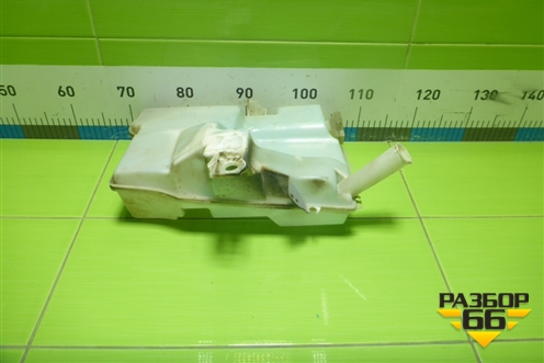 Бачок омывателя лобового стекла (BV6113K175A) для Ford Focus 3 с 2011г (Фокус)