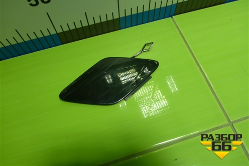 Заглушка в передний бампер (51117478541) для BMW 7-серия G11/G12 с 2015г