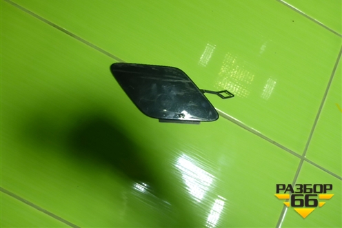 Заглушка в передний бампер (51117478541) для BMW 7-серия G11/G12 с 2015г