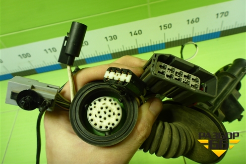 Проводка двери передней правой (6S6T14A584AFF) для Ford Fusion с 2002г (Фьюжн)