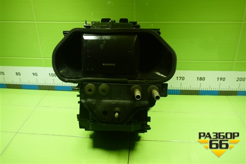 Ящик под аккумулятор (2S6T10723BD) для Ford Fusion с 2002г (Фьюжн)