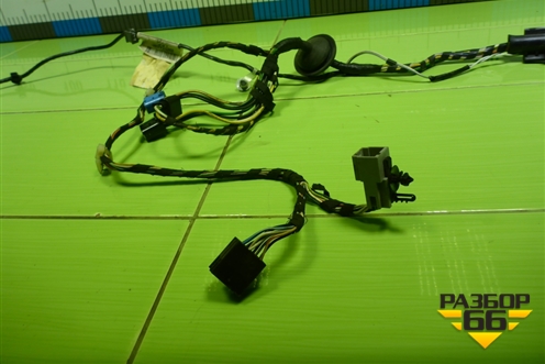 Проводка двери передней правой (6S6T14A584AEF) для Ford Fusion с 2002г (Фьюжн)