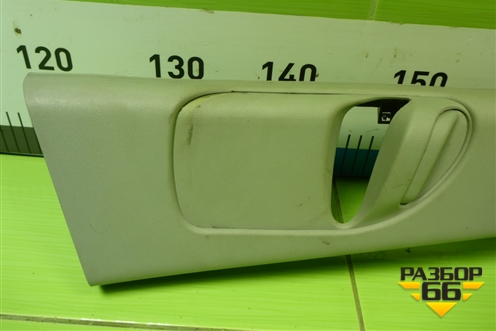 Обшивка стойки центральная верхняя правая (2N11N24582ANW) для Ford Fusion с 2002г (Фьюжн)