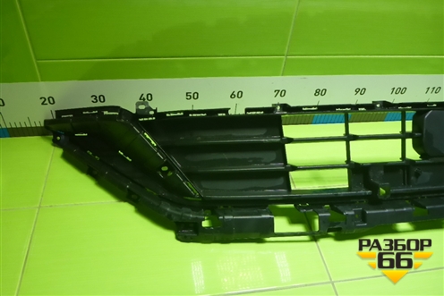 Решетка в передний бампер центральная (8893183318) для Geely Cityray с 2024-2025г (Ситирей)