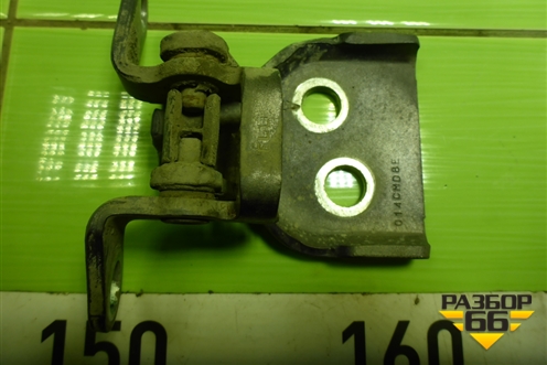 Петля двери передней левой нижняя для Ford Fusion с 2002г (Фьюжн)