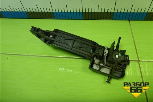 Ручка наружная двери передней левой (2S611A224A37AL) для Ford Fusion с 2002г (Фьюжн)