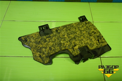 Накладка на торпедо (правая) (CC2964521) для Mazda Mazda 5 с 2005-2010г