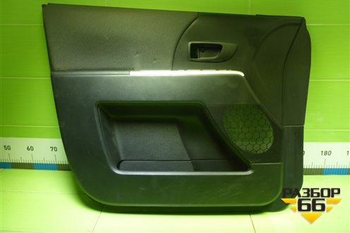 Обшивка двери передней левой под электрику (CC3068450A) для Mazda Mazda 5 с 2005-2010г