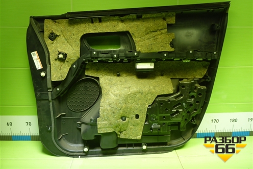 Обшивка двери передней левой под электрику (CC3068450A) для Mazda Mazda 5 с 2005-2010г