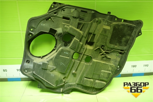 Панель внутренняя двери передней левой (C2355997X) для Mazda Mazda 5 с 2005-2010г