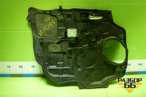 Панель внутренняя двери передней левой (C2355997X) для Mazda Mazda 5 с 2005-2010г