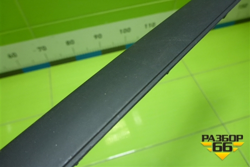 Молдинг лобового стекла правый (51137475010) для BMW 4-серия G22 с 2020г