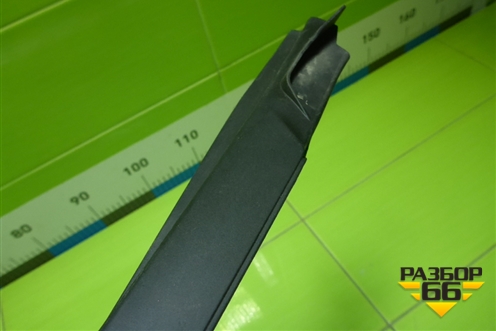 Молдинг лобового стекла правый (51137475010) для BMW 4-серия G22 с 2020г