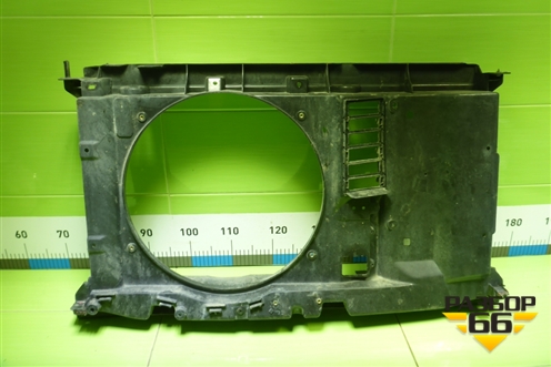 Диффузор вентилятора для Peugeot 307 с 2001-2007г