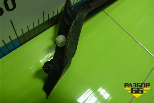 Молдинг лобового стекла левый (7553660020) для Toyota Land Cruiser (300) с 2021г (Ленд Крузер)